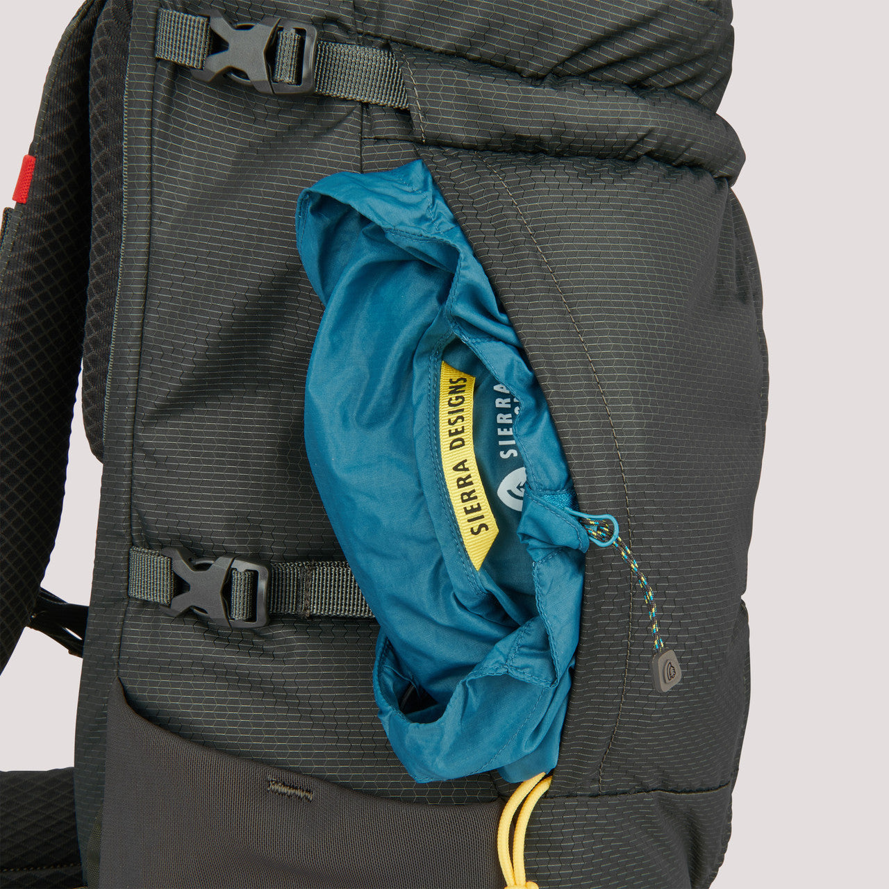 Flex Hike 20-30 Backpack Flex Hike 20-30 Backpack
